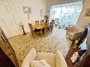 Dining room- click for photo gallery